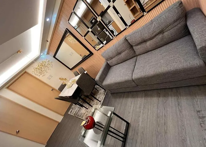 Palacio Inglaterra 公寓 *